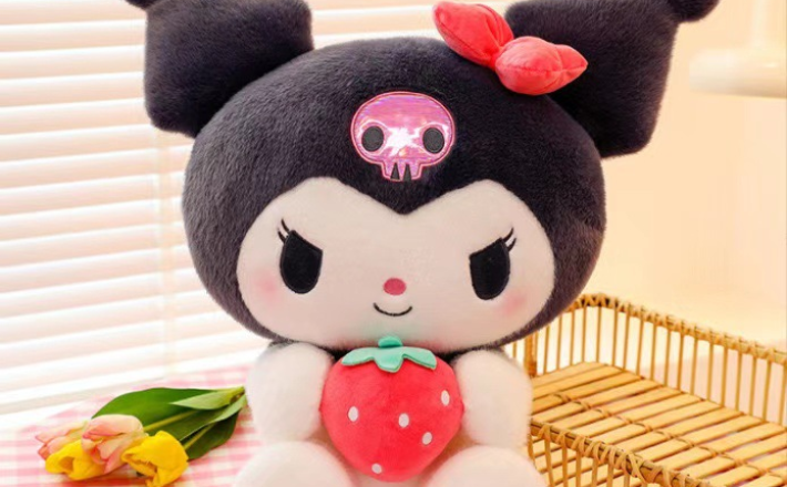 Kuromi Ôm Dâu 30cm
