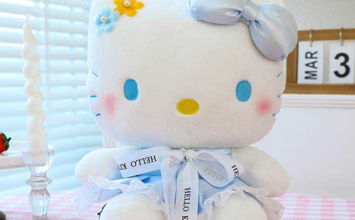 Kitty Hồng, Tím 40cm