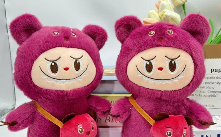 Labubu Gấu dâu